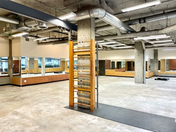 Hawthorne: 1618 Bellevue Ave, Seattle, WA 98122